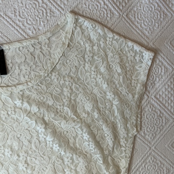 💥💥Nue Options Medium White Lacy Blouse - Picture 8 of 13